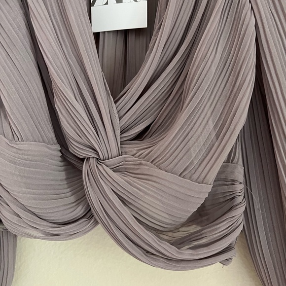 Zara Grey Taupe Pleated Crop Top - Picture 5 of 7